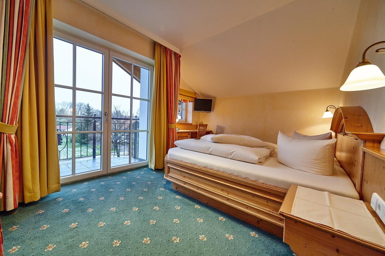 Landhotel Gruener Baum Westendorf  Ngoại thất bức ảnh