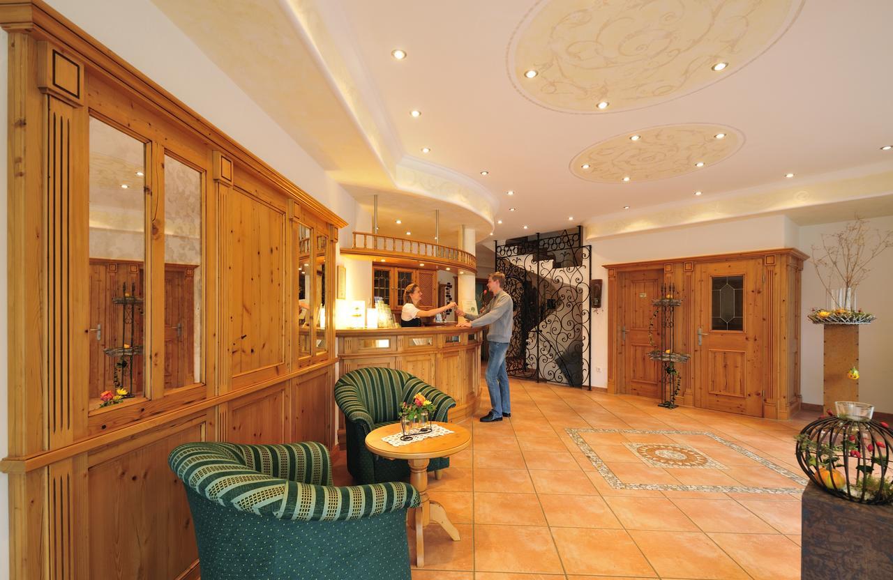 Landhotel Gruener Baum Westendorf  Ngoại thất bức ảnh